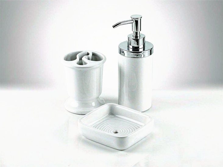 Bathroom Accessories — Phenom Sourcing product photo